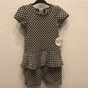 NWT Dot Dot Smile girls romper size 2